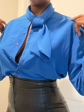Vintage Pendleton classic blue Tie-Neck Women's Blouse
